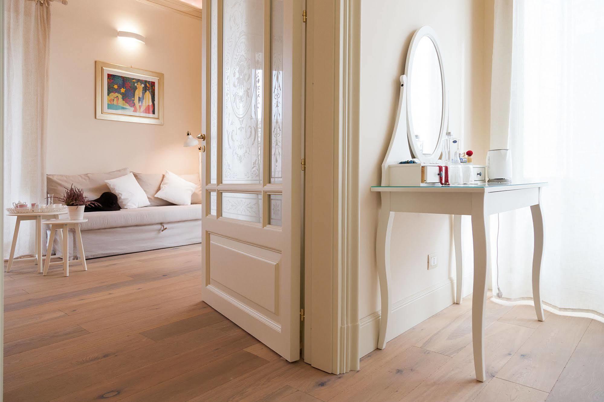 Bed and Breakfast Il Leone Blu Катанія Екстер'єр фото