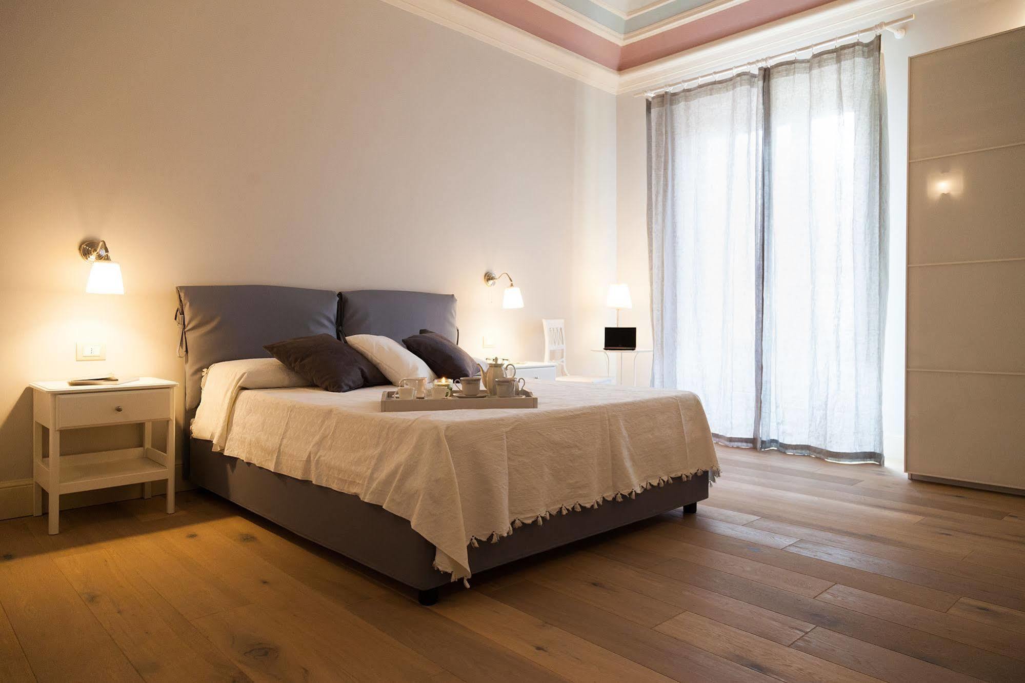 Bed and Breakfast Il Leone Blu Катанія Екстер'єр фото